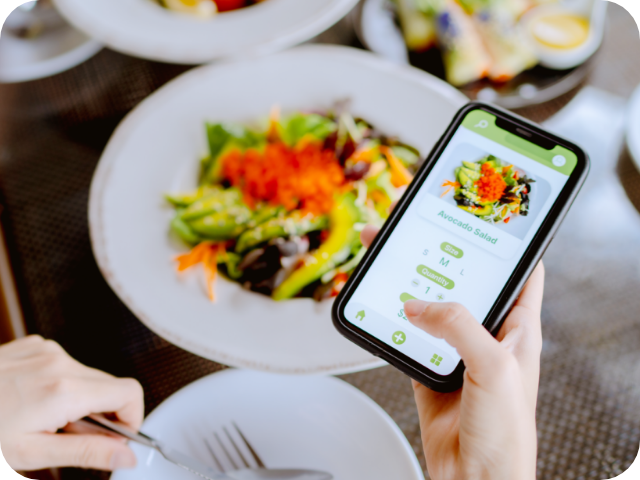 「食べログオーダー」を戦略的に支援
      POSシステムの活用でOMOを実現のイメージ