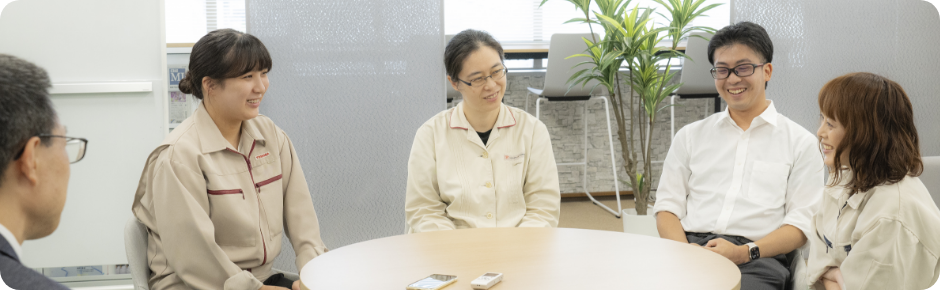 座談会の模様画像